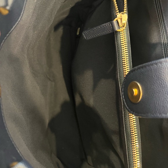 Chanel Lovely Chains Shopping Tote Black Navy Lambskin Caviar Gold Hardware - Picture 11 of 15